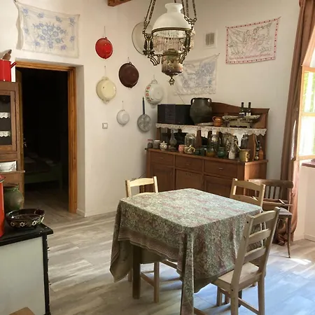 فندق مبيت وإفطار Farkasdombi Panzio Őriszentpéter
